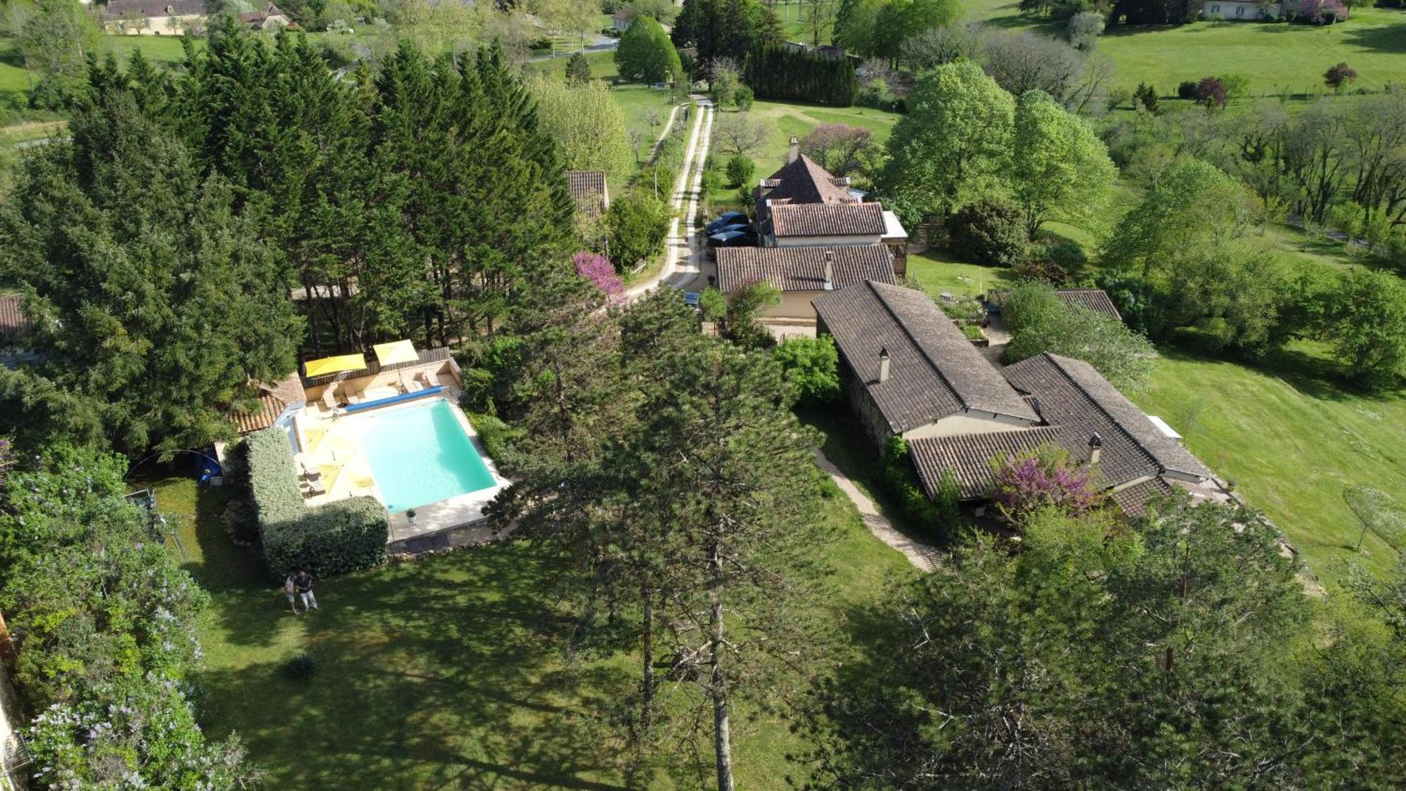 Domaine La Borniotte Apartment Saint-Alvere Ngoại thất bức ảnh